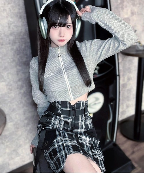Chick(チック)の「Mini Cargo Skirt / カーゴミニスカート(スカート・レディース・ブラック/グレー/ブラック×ホワイト・L/M/S)」の6枚目の写真