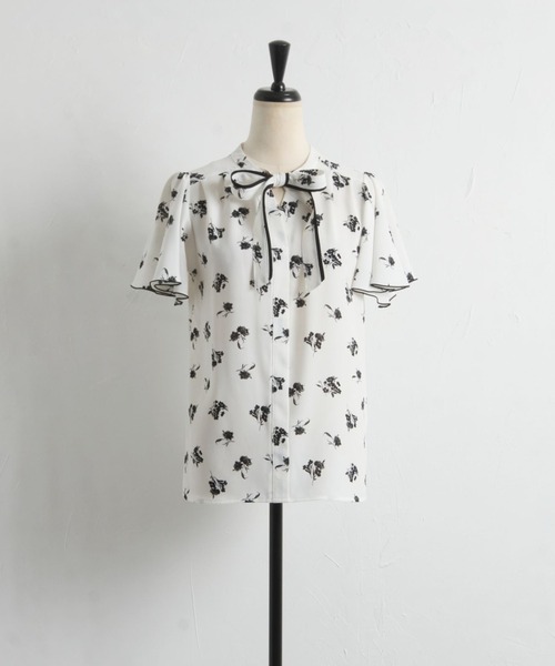 tocco closet(トッコ クローゼット)の「【ZOZO限定柄あり】マルチWAYボウタイリボン×パールピン配色ブラウス(シャツ/ブラウス・レディース・ブラック/ドット/その他/オフホワイト・M)」の21枚目の写真