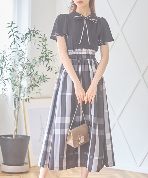 tocco closet(トッコ クローゼット)の「【ZOZO限定柄あり】マルチWAYボウタイリボン×パールピン配色ブラウス(シャツ/ブラウス・レディース・ブラック/ドット/その他/オフホワイト・M)」の5枚目の写真