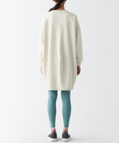 無印良品（ムジルシリョウヒン）の「〔MUJI WALKER〕ＵＶカット乾きやすいスウェットワンピース（ワンピース・レディース・アイボリー/ライトグリーン/ライトイエロー/ダークグレー・XS/L/M/XL/XXL/S）」の7枚目の写真