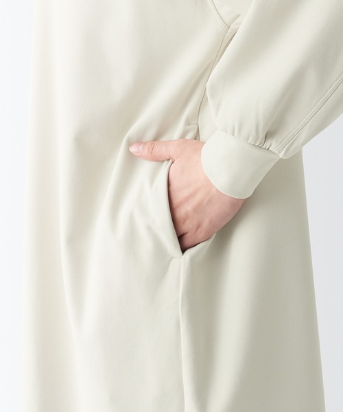 無印良品（ムジルシリョウヒン）の「〔MUJI WALKER〕ＵＶカット乾きやすいスウェットワンピース（ワンピース・レディース・アイボリー/ライトグリーン/ライトイエロー/ダークグレー・XS/L/M/XL/XXL/S）」の9枚目の写真