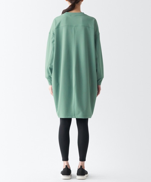 無印良品（ムジルシリョウヒン）の「〔MUJI WALKER〕ＵＶカット乾きやすいスウェットワンピース（ワンピース・レディース・アイボリー/ライトグリーン/ライトイエロー/ダークグレー・XS/L/M/XL/XXL/S）」の21枚目の写真