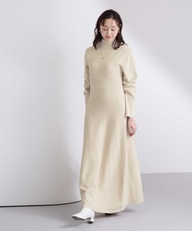 ﾌｨﾝｶﾞｰﾎｰﾙ付ﾆｯﾄﾜﾝﾋﾟｰｽ
