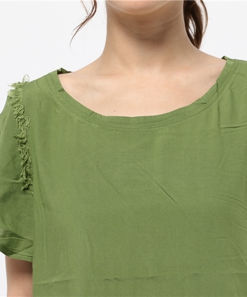 Kastane（カスタネ）の「【Kastane】フリンジプルオーバー（シャツ/ブラウス・レディース・オフホワイト/ネイビー/ピンク/グリーン/アイボリー/ブラック/キャメル・FREE）」の11枚目の写真