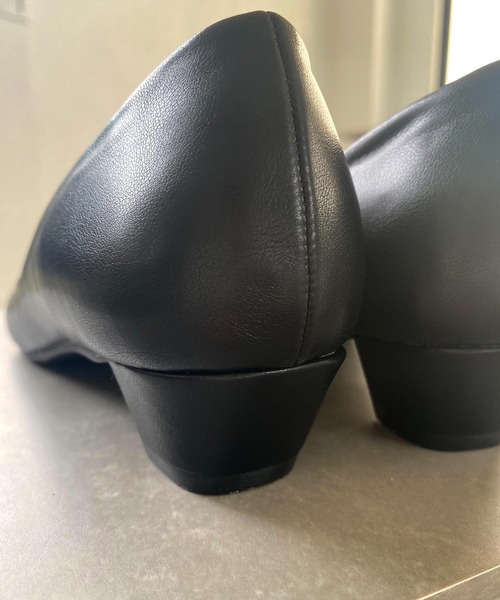 SOROTTO(ソロット)の「ふかふか3Dインソール/かかとがズレない走れるジェル付Vカットプレーンパンプス(パンプス・レディース・ブラック/ホワイト/シルバー/ブルー/ライトブラウン/ピンク・23.0cm/23.5cm/24.0cm/22.5cm/24.5cm/25.0cm/22.0cm)」の9枚目の写真