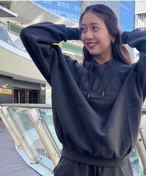 ROXY(ロキシー)の「JIVY HOODIE/ロキシー裏起毛オーバーサイズシルエットシンプルプルオーバーパーカー・フーディ(スウェット・レディース・ブラック/グリーン/グレー・SMALL/LARGE/MEDIUM/X-LARGE)」の1枚目の写真