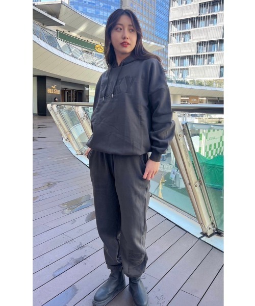 ROXY(ロキシー)の「JIVY HOODIE/ロキシー裏起毛オーバーサイズシルエットシンプルプルオーバーパーカー・フーディ(スウェット・レディース・ブラック/グリーン/グレー・SMALL/LARGE/MEDIUM/X-LARGE)」の20枚目の写真