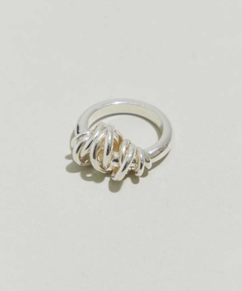 LAPUIS（ラピュイ）の「【LAPUIS】Coil Around リング 214-220115（リング・レディース・シルバー/ゴールド・13/11/9）」の2枚目の写真