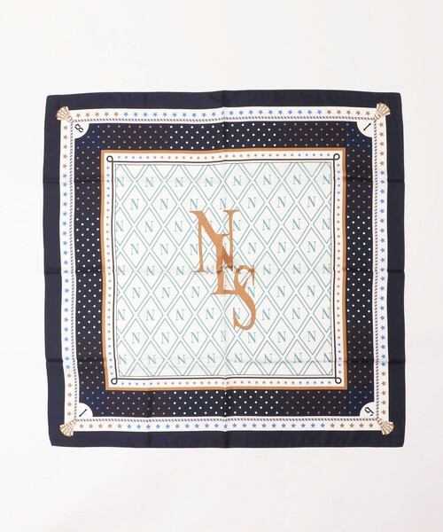 NOLLEY’S（ノーリーズ）の「シルクプリントスカーフ88（バンダナ/スカーフ・レディース・ベージュ/ネイビー・FREE）」の3枚目の写真