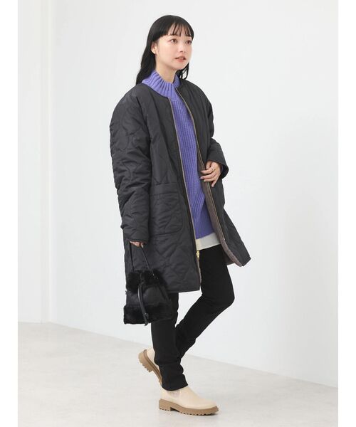 earth music&ecology(アースミュージックアンドエコロジー)の「ファー&キルティングリバーシブルコート(その他アウター・レディース・ブラック/アイボリー/ベージュ・M/L)」の20枚目の写真