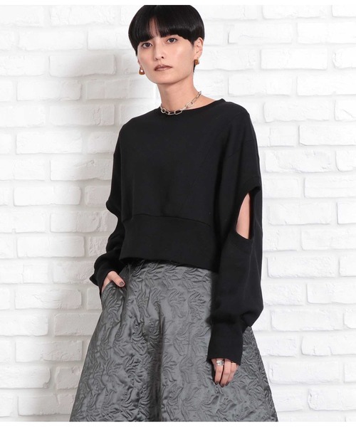 Settimissimo（セッティミッシモ）の「裏起毛 オープンスリーブ ショート丈 クルーネック プルオーバー（スウェット・レディース・ブラック/アイボリー・FREE）」の7枚目の写真