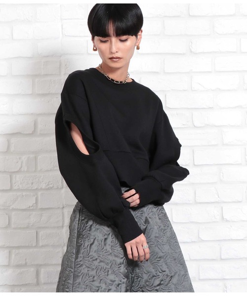 Settimissimo（セッティミッシモ）の「裏起毛 オープンスリーブ ショート丈 クルーネック プルオーバー（スウェット・レディース・ブラック/アイボリー・FREE）」の8枚目の写真