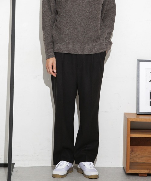 NANO universe(ナノユニバース)の「テックメルトン2タックワイドパンツ(その他パンツ・メンズ・ブラック/チャコール/ネイビー・S/M/L/XL)」の4枚目の写真