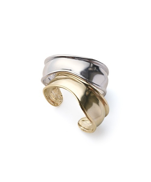 marjour(マージュール)の「GLOSS TRIMMING BANGLE(バングル/リストバンド・レディース・シルバー/ゴールド・FREE)」の12枚目の写真