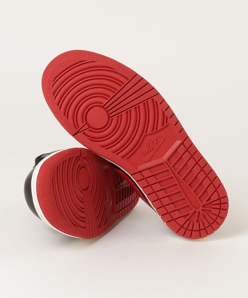 JORDAN BRAND（ジョーダンブランド）の「JORDAN BRAND WMNS AIR JORDAN 1 LOW DC0774-061（スニーカー・メンズ・レッド・25cm/24.5cm/24cm）」の3枚目の写真