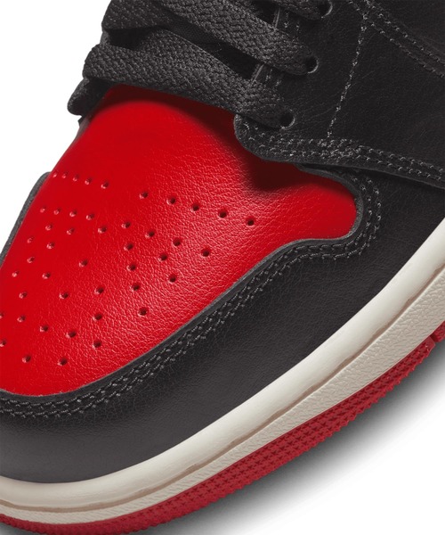 JORDAN BRAND（ジョーダンブランド）の「JORDAN BRAND WMNS AIR JORDAN 1 LOW DC0774-061（スニーカー・メンズ・レッド・25cm/24.5cm/24cm）」の9枚目の写真
