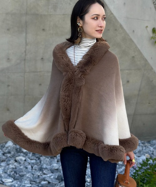 deux amour（ドゥーザムール）の「グラデーションフリルポンチョ（ポンチョ・レディース・グリーン/パープル/ブラウン/ブラック・FREE）」の19枚目の写真