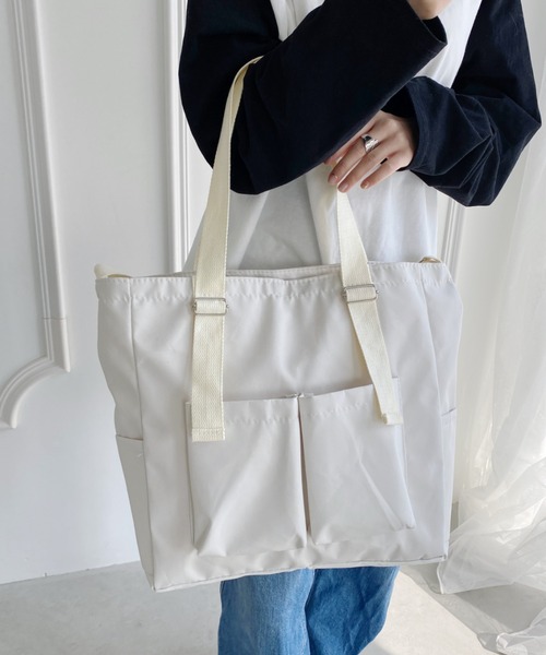 wears（ウェアーズ）の「【A4収納可】多収納２WAY無地トート,ショルダーバッグ（トートバッグ・レディース・ブラック/アイボリー/カーキ・FREE）」の10枚目の写真