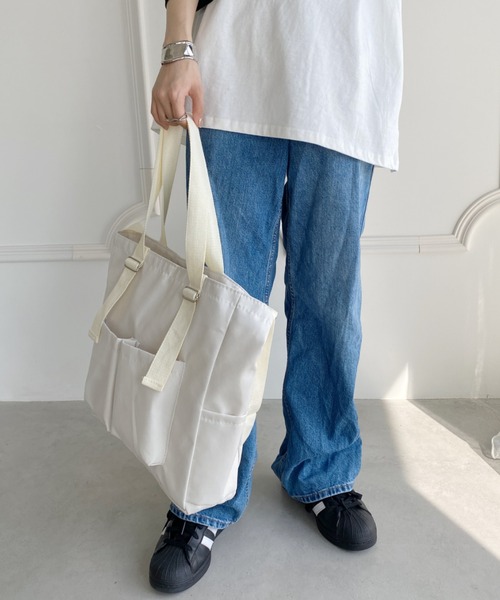 wears（ウェアーズ）の「【A4収納可】多収納２WAY無地トート,ショルダーバッグ（トートバッグ・レディース・ブラック/アイボリー/カーキ・FREE）」の12枚目の写真
