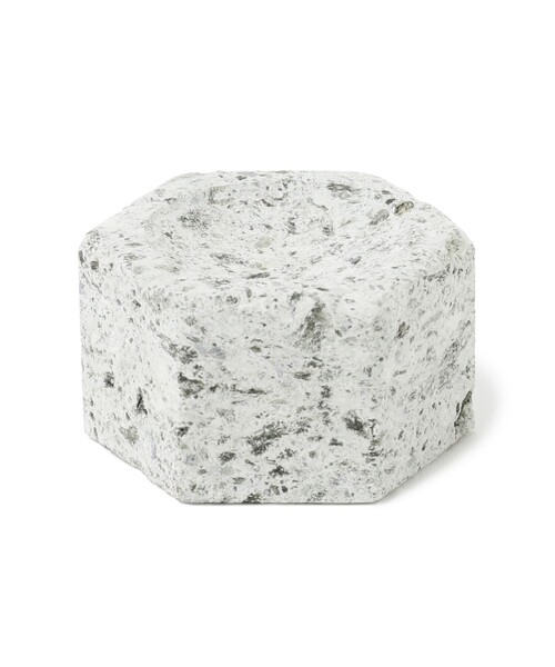 BEAMS JAPAN(ビームス ジャパン)の「マルオカ × BEAMS JAPAN / 別注 大谷石 アロマストーン(ルームフレグランス/お香・レディース・その他・ONE SIZE)」の1枚目の写真