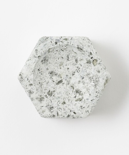 BEAMS JAPAN(ビームス ジャパン)の「マルオカ × BEAMS JAPAN / 別注 大谷石 アロマストーン(ルームフレグランス/お香・レディース・その他・ONE SIZE)」の4枚目の写真