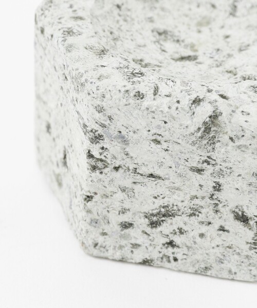 BEAMS JAPAN(ビームス ジャパン)の「マルオカ × BEAMS JAPAN / 別注 大谷石 アロマストーン(ルームフレグランス/お香・レディース・その他・ONE SIZE)」の3枚目の写真