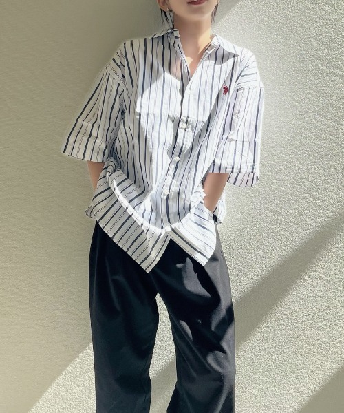 U.S. POLO ASSN.(ユーエスポロアッスン)の「U.S.POLO ASSN.半袖レギュラーカラーシャツ(シャツ/ブラウス・レディース・ホワイト/ネイビー/インディゴブルー/ホワイト×ネイビー/ブルー系その他・M/L)」の15枚目の写真