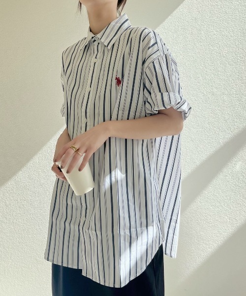 U.S. POLO ASSN.(ユーエスポロアッスン)の「U.S.POLO ASSN.半袖レギュラーカラーシャツ(シャツ/ブラウス・レディース・ホワイト/ネイビー/インディゴブルー/ホワイト×ネイビー/ブルー系その他・M/L)」の19枚目の写真