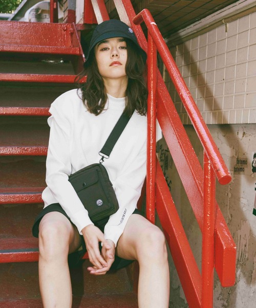 NANO universe(ナノユニバース)の「nano universe GOLF/ツイルサコッシュ(ショルダーバッグ・メンズ・グレー/ブラック・FREE)」の8枚目の写真