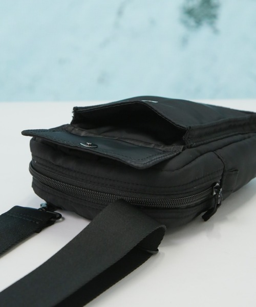 NANO universe(ナノユニバース)の「nano universe GOLF/ツイルサコッシュ(ショルダーバッグ・メンズ・グレー/ブラック・FREE)」の16枚目の写真