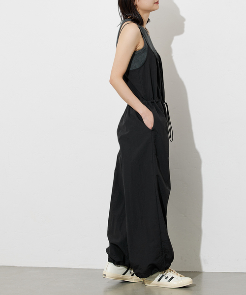 JOURNAL STANDARD(ジャーナルスタンダード)の「タスランウェザーユーティリティサロペット(サロペット/オーバーオール・レディース・ブラック/アイボリー・FREE)」の11枚目の写真