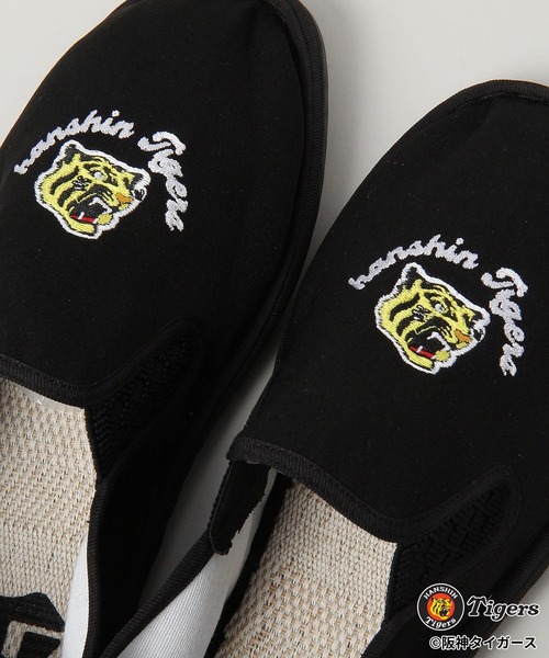 RAGEBLUE(レイジブルー)の「【阪神タイガース】コラボカンフーシューズ(スリッポン・メンズ・ブラック・MEDIUM/LARGE)」の8枚目の写真