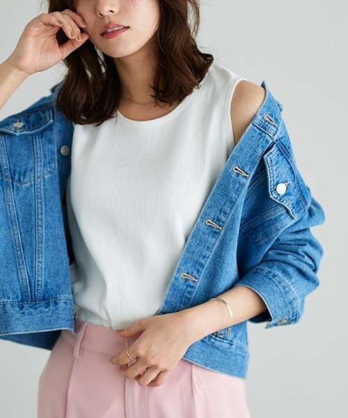 Pierrot(ピエロ)の「【ブラ紐隠し】クルーネックリブタンクトップ(タンクトップ・レディース・ブラック/ネイビー/オフホワイト/サンドベージュ/グレー系その他・M/L)」の11枚目の写真