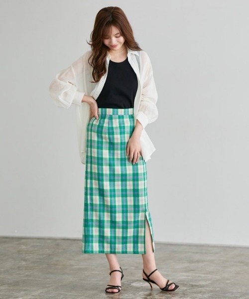 Pierrot(ピエロ)の「【ブラ紐隠し】クルーネックリブタンクトップ(タンクトップ・レディース・ブラック/ネイビー/オフホワイト/サンドベージュ/グレー系その他・M/L)」の19枚目の写真