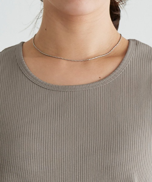 Pierrot(ピエロ)の「【ブラ紐隠し】クルーネックリブタンクトップ(タンクトップ・レディース・ブラック/ネイビー/オフホワイト/サンドベージュ/グレー系その他・M/L)」の14枚目の写真