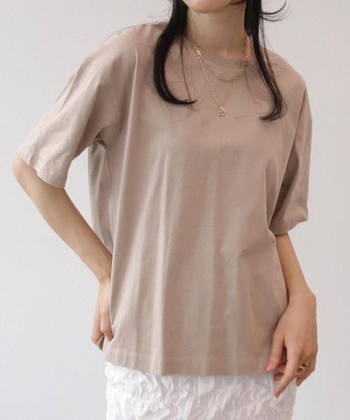 Three Four Time（ｽﾘｰﾌｫｰﾀｲﾑ）の「サスティナブルコットンクルーネックTシャツ（Tシャツ/カットソー・レディース・イエロー/ピンク/サックスブルー/チャコールグレー/オフホワイト/ベージュ・FREE）」の4枚目の写真