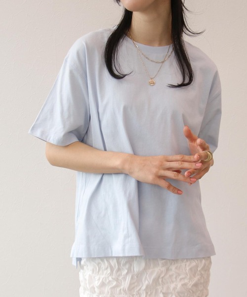 Three Four Time（ｽﾘｰﾌｫｰﾀｲﾑ）の「サスティナブルコットンクルーネックTシャツ（Tシャツ/カットソー・レディース・イエロー/ピンク/サックスブルー/チャコールグレー/オフホワイト/ベージュ・FREE）」の5枚目の写真