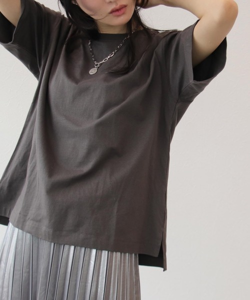 Three Four Time（ｽﾘｰﾌｫｰﾀｲﾑ）の「サスティナブルコットンクルーネックTシャツ（Tシャツ/カットソー・レディース・イエロー/ピンク/サックスブルー/チャコールグレー/オフホワイト/ベージュ・FREE）」の3枚目の写真