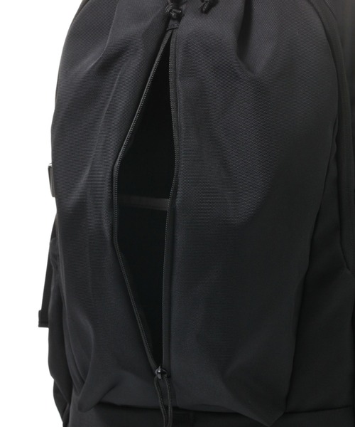LAKOLE（ラコレ）の「カジュアルリュック / 991662（バックパック/リュック・メンズ・ブラック/ライトグレー・FREE）」の18枚目の写真