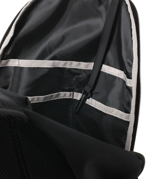 LAKOLE（ラコレ）の「カジュアルリュック / 991662（バックパック/リュック・メンズ・ブラック/ライトグレー・FREE）」の15枚目の写真
