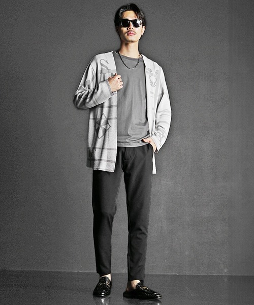 SOMEDIFF（サムディフ）の「【SOMEDIFF】ボタンレスサマーニットカーディガン メンズ（カーディガン/ボレロ・メンズ・ブラック/ホワイト・M/L/XL）」の4枚目の写真