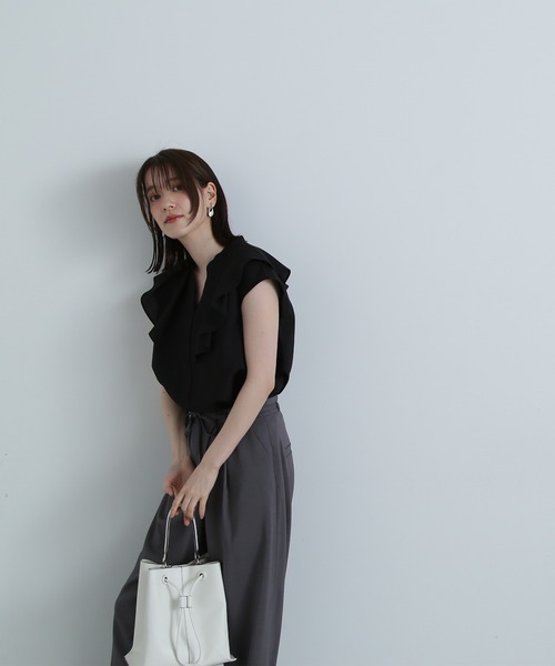 N.(N. Natural Beauty Basic)(エヌエヌナチュラルビューティーベーシック)の「◆◇ドライタッチポプリンフリルカラーブラウス(シャツ/ブラウス・レディース・ブラック/ピンク/ベージュ・MEDIUM)」の4枚目の写真