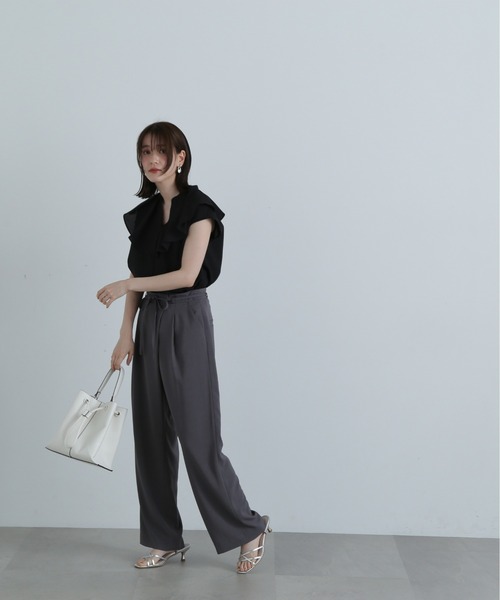 N.(N. Natural Beauty Basic)(エヌエヌナチュラルビューティーベーシック)の「◆◇ドライタッチポプリンフリルカラーブラウス(シャツ/ブラウス・レディース・ブラック/ピンク/ベージュ・MEDIUM)」の5枚目の写真