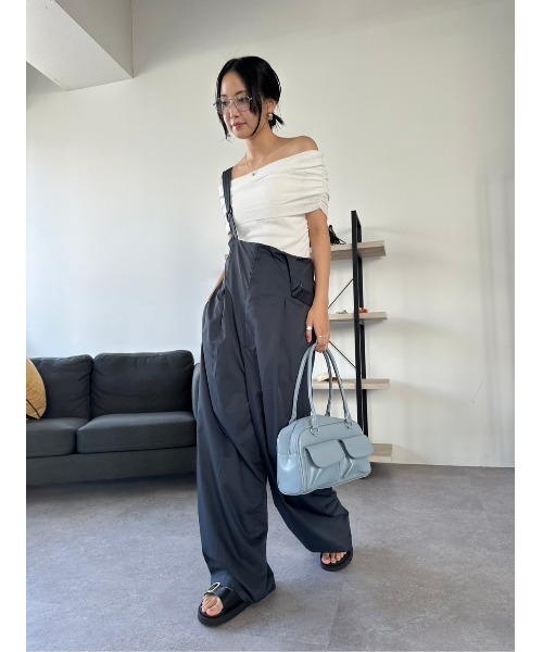 HANNE（アン）の「２ポケットフェイクレザーショルダーバッグ（ショルダーバッグ・レディース・ブルー/ブラック・FREE）」の7枚目の写真