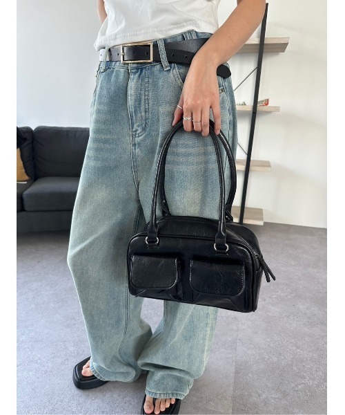 HANNE（アン）の「２ポケットフェイクレザーショルダーバッグ（ショルダーバッグ・レディース・ブルー/ブラック・FREE）」の3枚目の写真