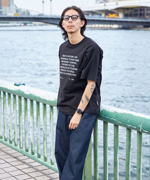 FFEIN（フェイン）の「FFEIN(フェイン) メッセージPT TEE（Tシャツ/カットソー・メンズ・ブルー/ブラック/ネイビー/ホワイト/チャコール・SMALL/MEDIUM/LARGE）」の15枚目の写真