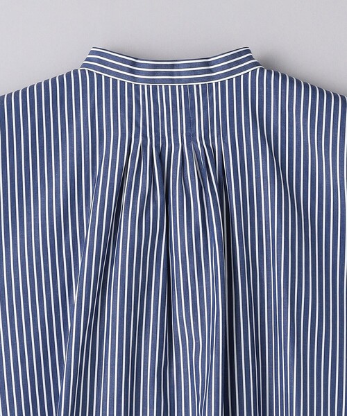 UNITED ARROWS（ユナイテッドアローズ）の「タックフレア ノースリーブ ブラウス（シャツ/ブラウス・レディース・その他7/ライトブルー/ホワイト・FREE）」の14枚目の写真