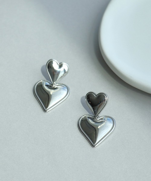 Three Four Time(スリーフォータイム)の「ダブルハートステンレスピアス(ピアス(両耳用)・レディース・シルバー/ゴールド・FREE)」の3枚目の写真