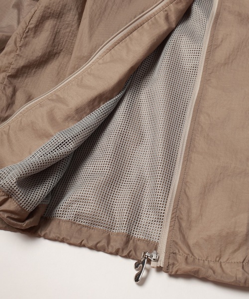 Jieda（ジエダ）の「NYLON STAND ZIP SHIRT（ブルゾン・メンズ・グレー/ブラック/グリーン・1/2）」の14枚目の写真