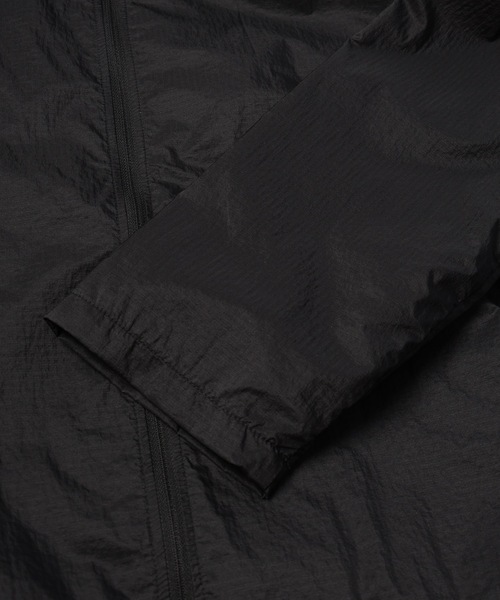 Jieda（ジエダ）の「NYLON STAND ZIP SHIRT（ブルゾン・メンズ・グレー/ブラック/グリーン・1/2）」の11枚目の写真